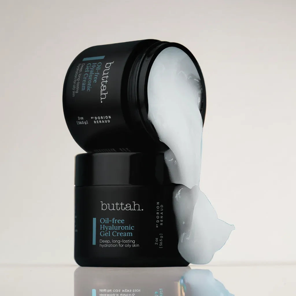 Oil-Free Hyaluronic Gel Cream in jar with water droplets
Gel cream texture close-up with light reflection
Flat lay with hyaluronic acid molecules and grapes
Skincare routine with gel cream and other products