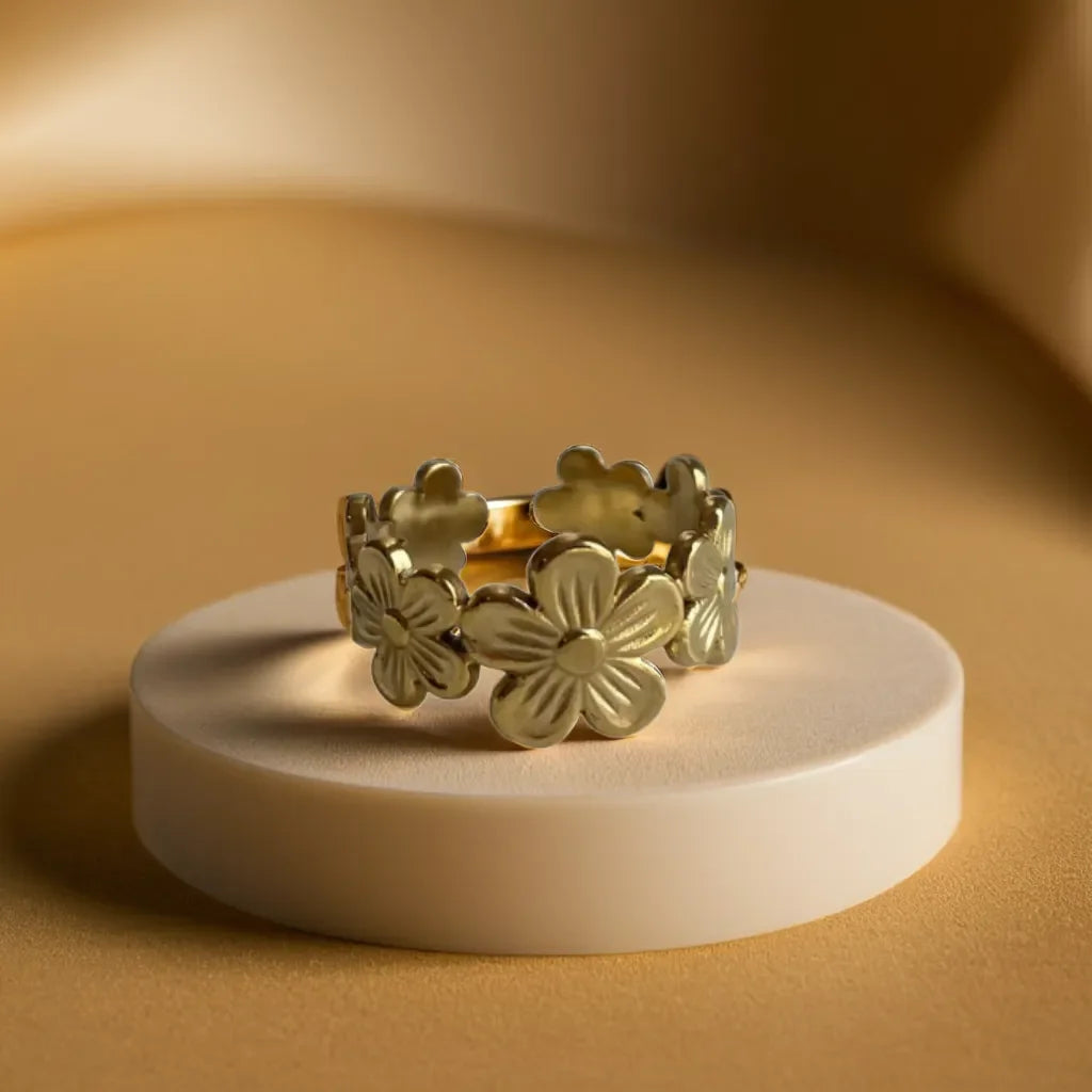 Anneau Marguerite – Gold Daisy Ring for Women