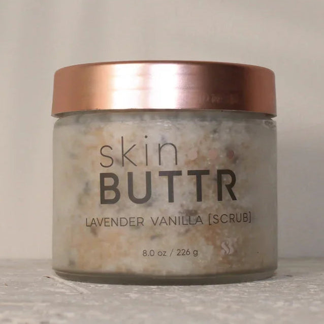 Lavender Vanilla Scrub in open jar – exfoliating body polish for women
Sugar body scrub with lavender buds – calming scrub with natural oils
Smooth creamy texture of scrub – best exfoliating scrub for glowing skin
Spa-inspired body scrub – lavender vanilla body polish