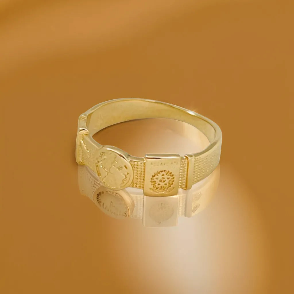 Women Gold Ring – Anneau Voyageur by Radiance Noire
Celebrate your journey with this women gold ring. Shop Anneau Voyageur—engraved, elegant, and water-resistant. A golden ode to dreamers & travelers.
Women gold ring flat lay with travel-themed engravings
Close-up of gold band ring womens with passport and globe motifs
Model wearing women gold ring showing engraved travel icons
