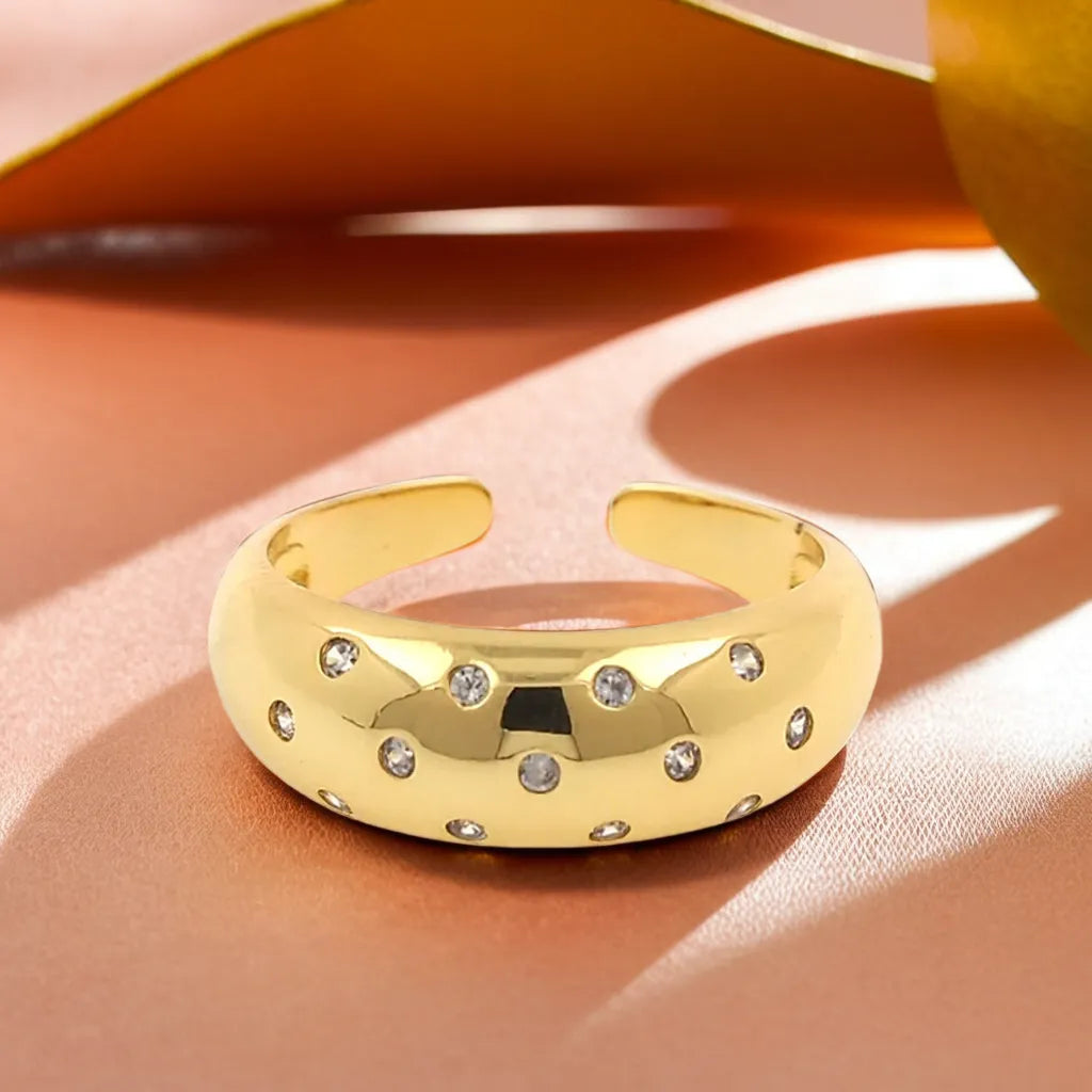 Anneau Élégance – Bague Large Minimaliste en Or 18K (Ajustable)